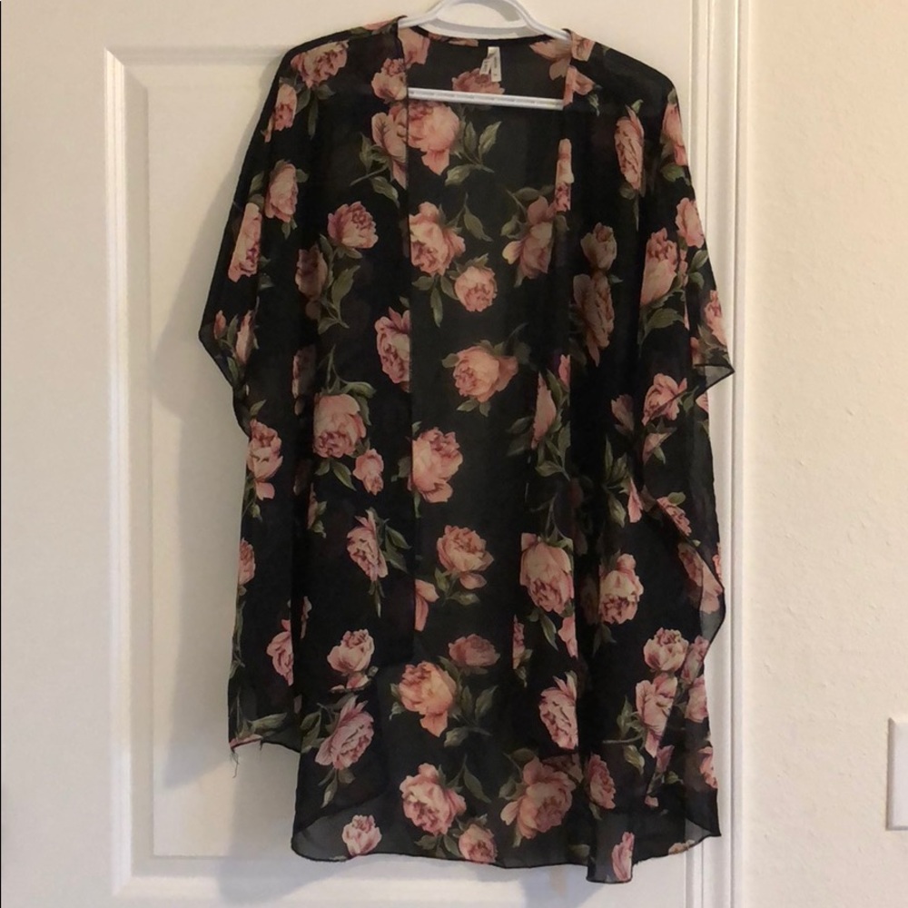 Cute rose kimono
